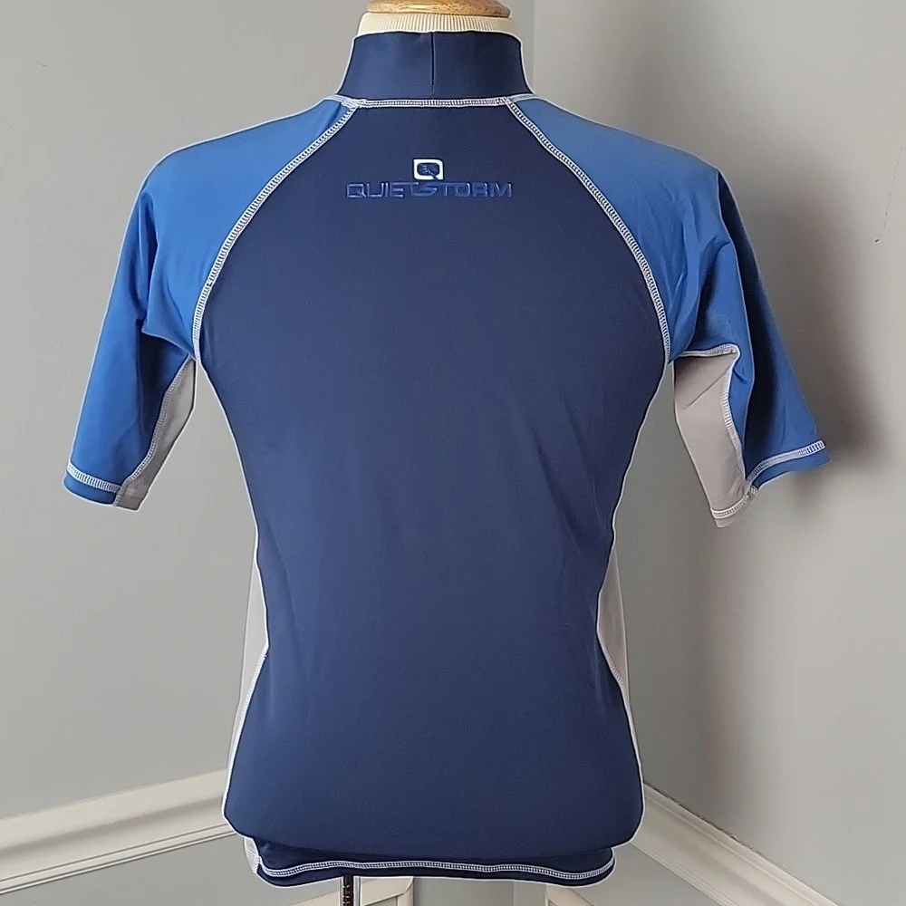 QUIET‎ STORM Blue Mock Neck Short Sleeve Rash Guard Swim Surf Protection Shirt